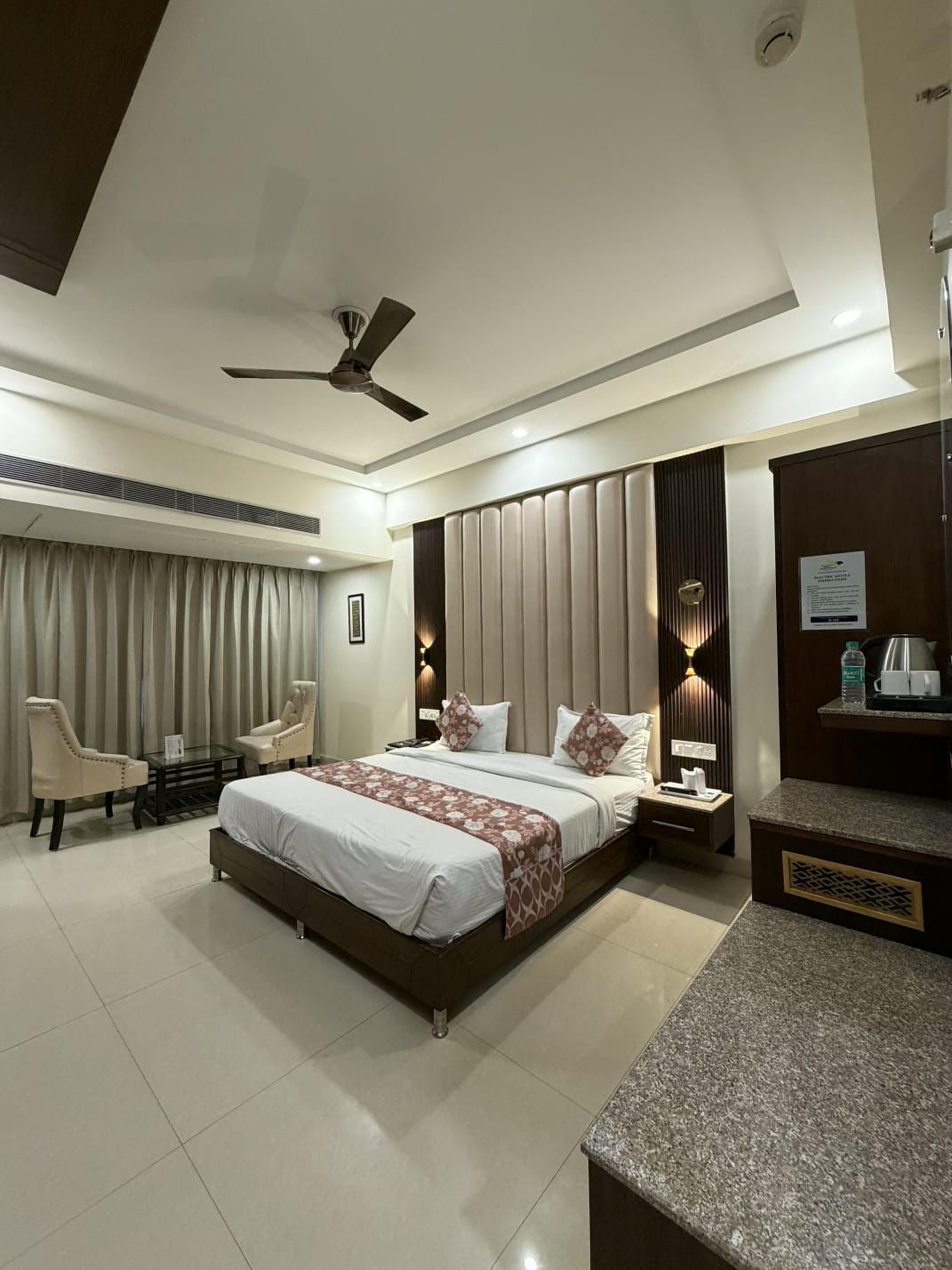 Premium Room