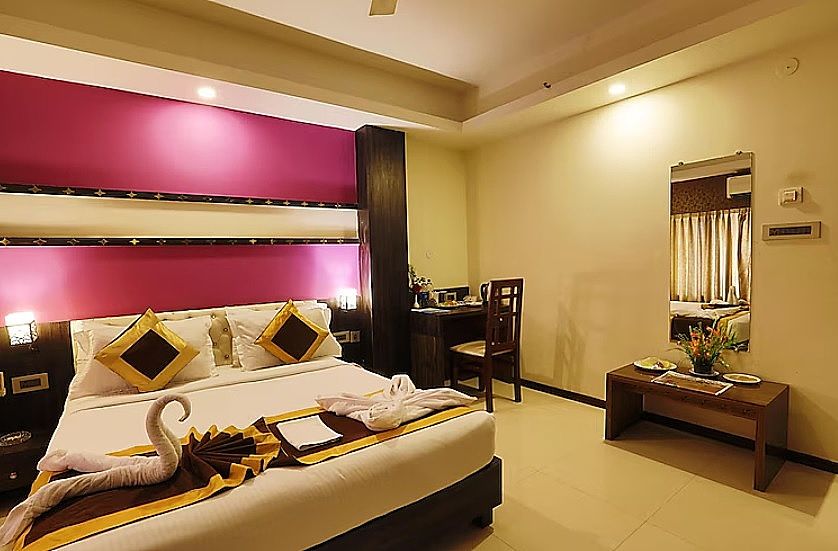 Hotel Durene Deluxe AC with free WIFI