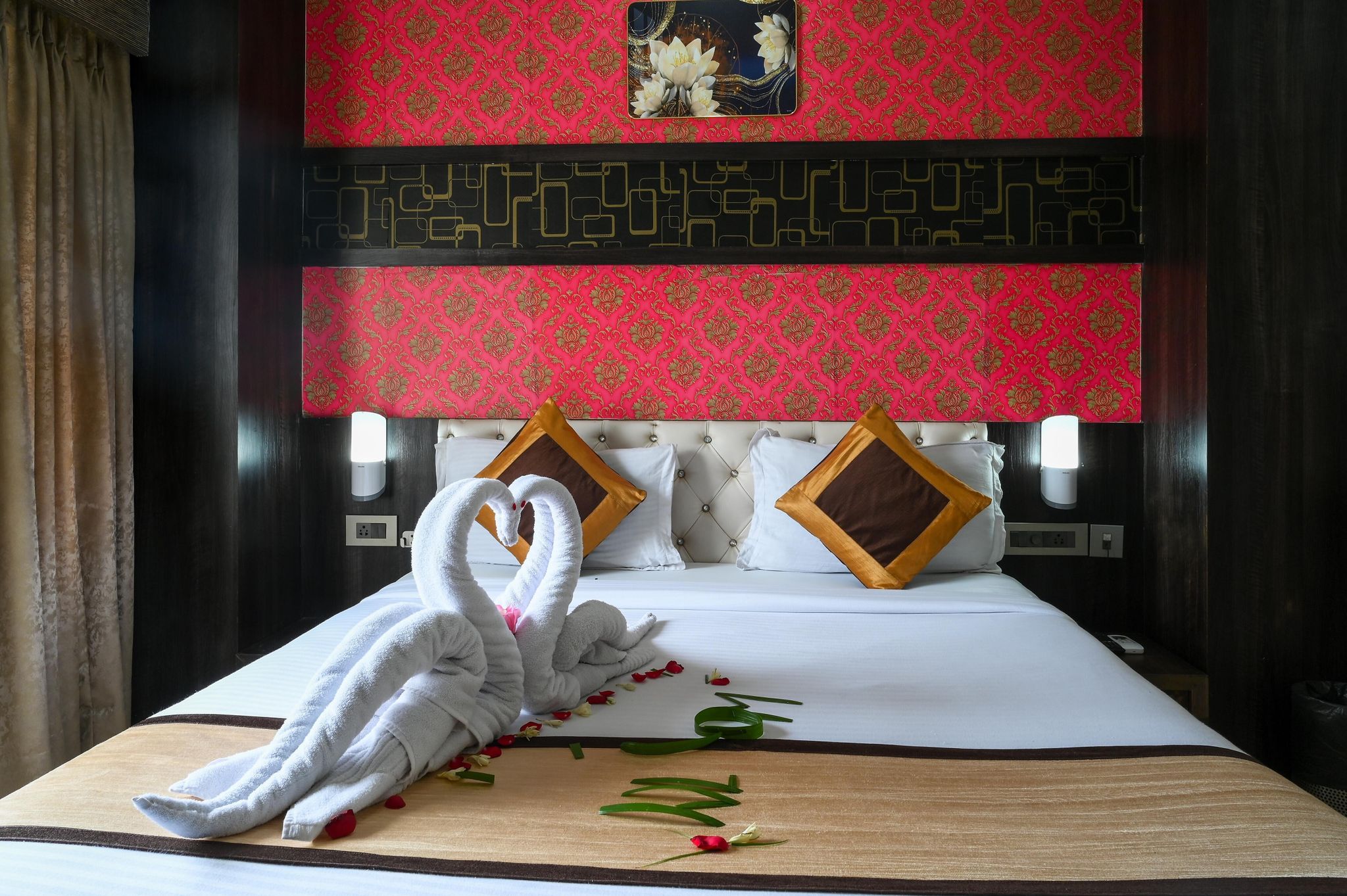 Hotel Durene Deluxe AC with free WIFI 2