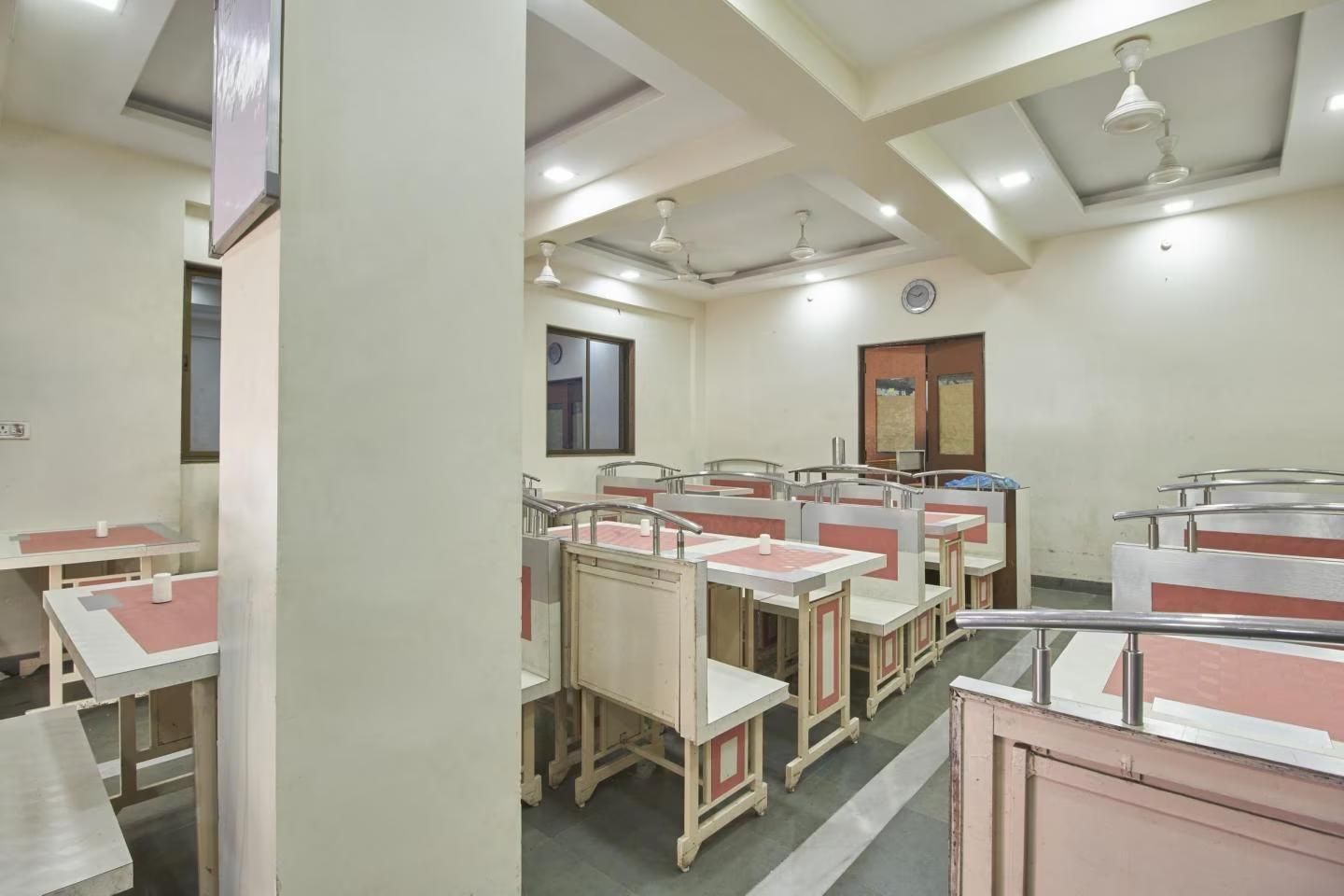 undefined Hotel New Elite Inn - MIDC, Navi Mumbai 6