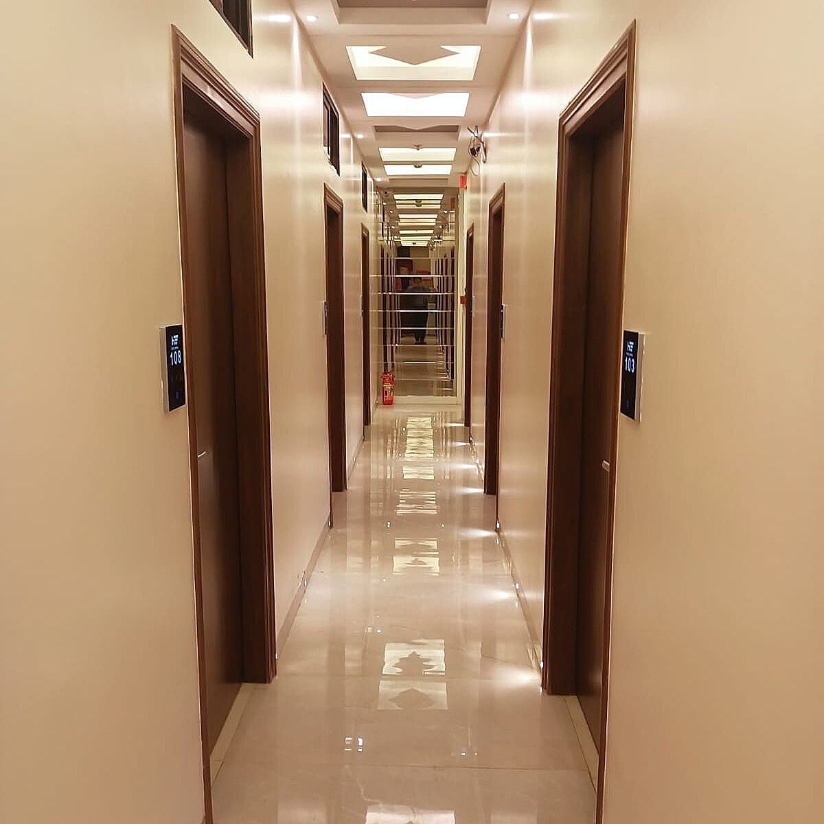undefined Hotel Empire - Near International Airport 4