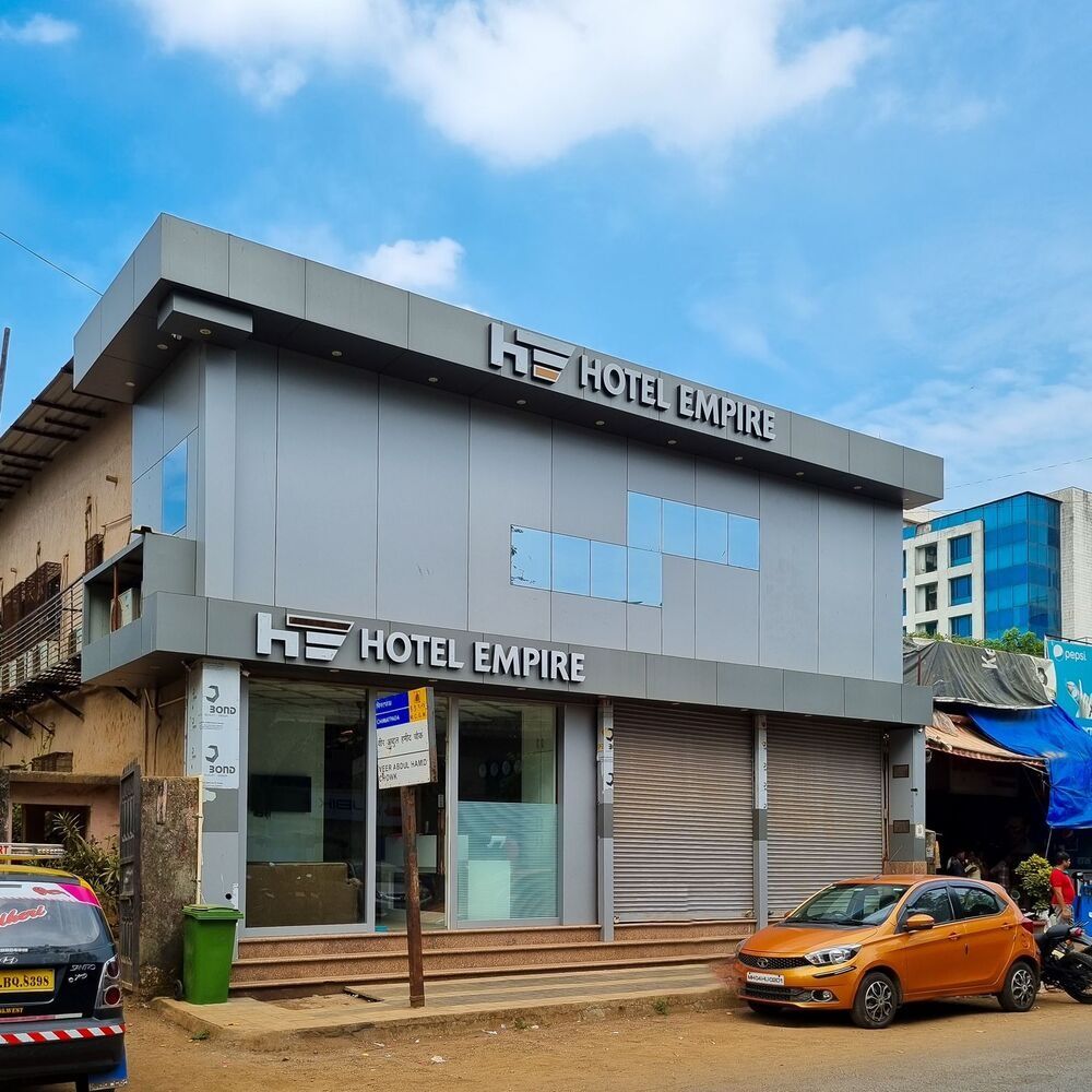 undefined Hotel Empire - Near International Airport