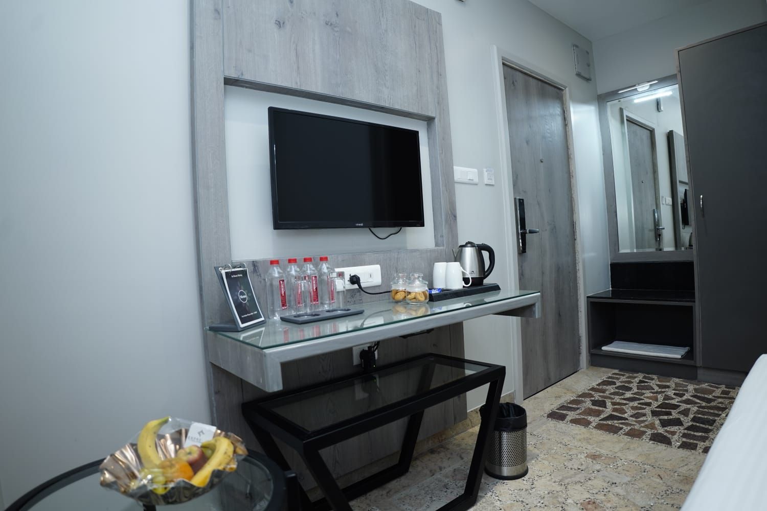 Hotel Express 11 Standard Room 4