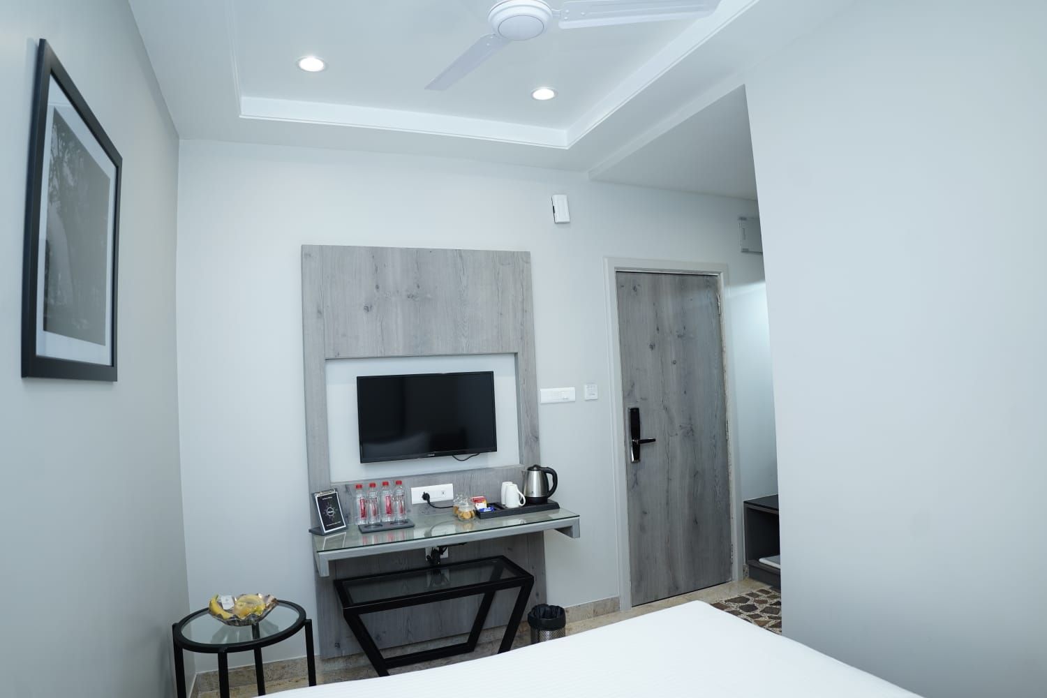 Hotel Express 11 Standard Room 5