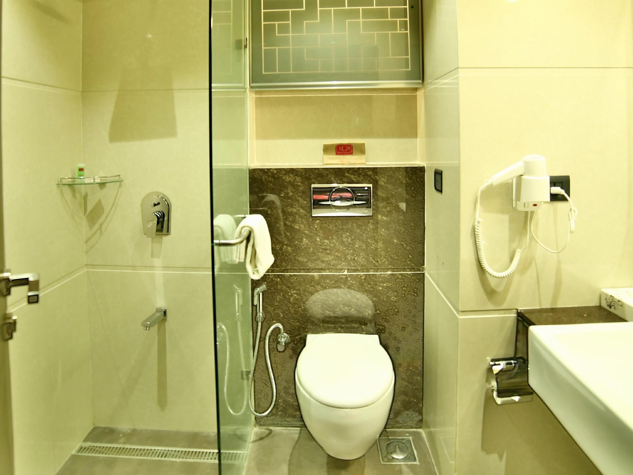 HOTEL G EXPRESS (Formerly Known as TGB Express) Deluxe Room 9