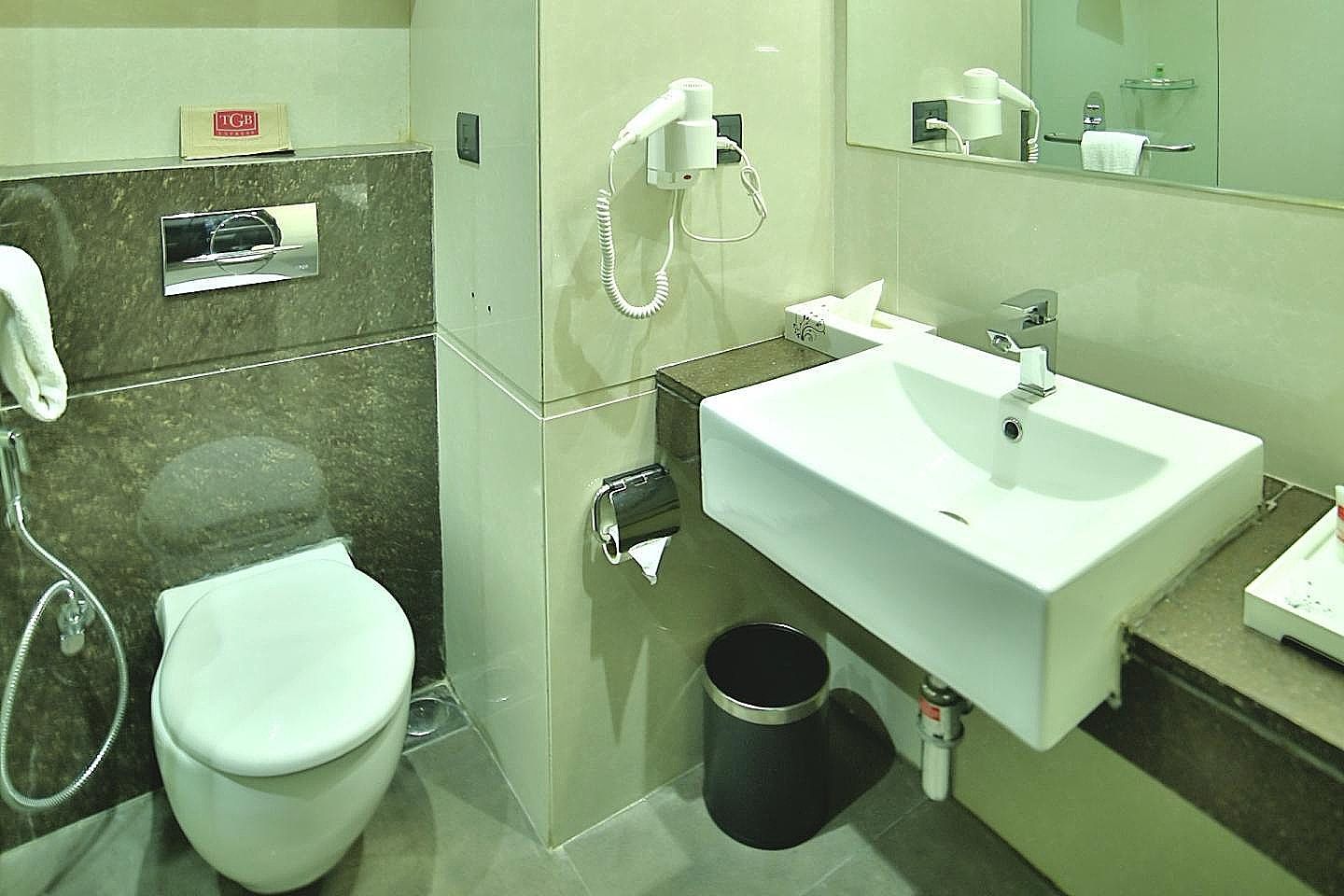 HOTEL G EXPRESS (Formerly Known as TGB Express) Deluxe Room 6