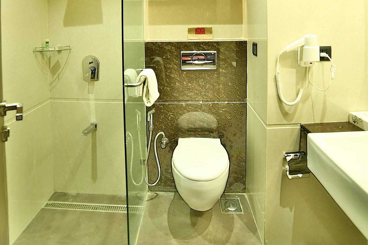 HOTEL G EXPRESS (Formerly Known as TGB Express) Deluxe Room 5