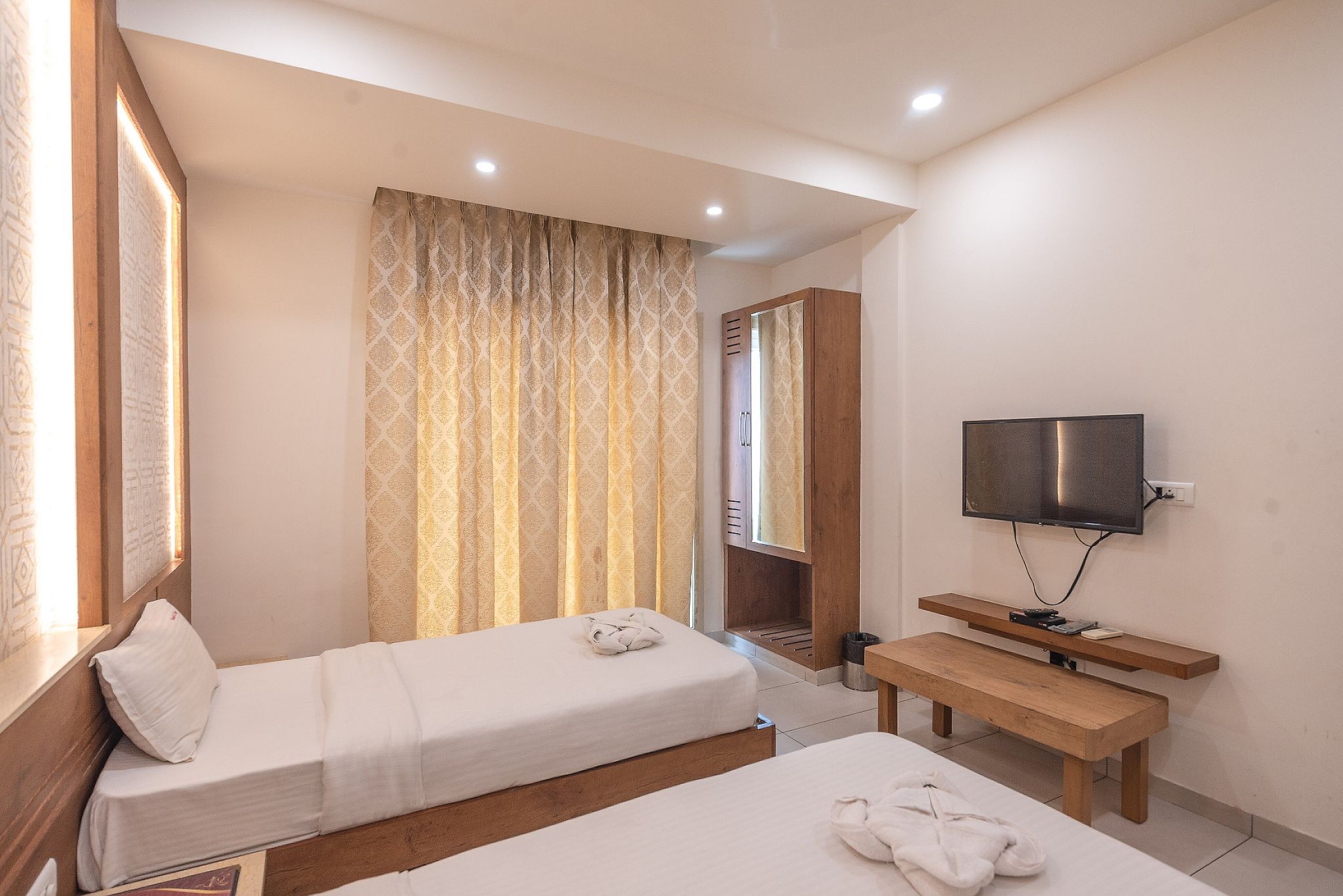 Hotel G Shy Executive Room - Double Occupancy 3