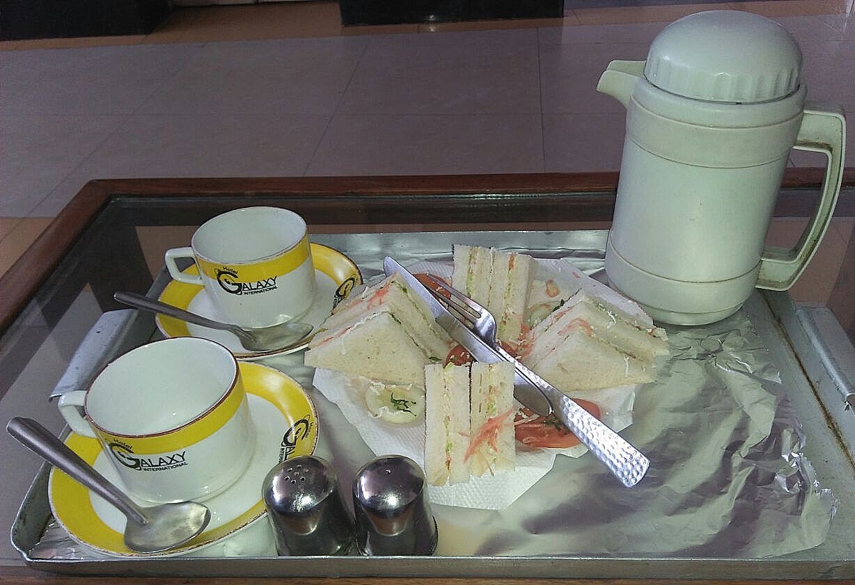 Food & Dining