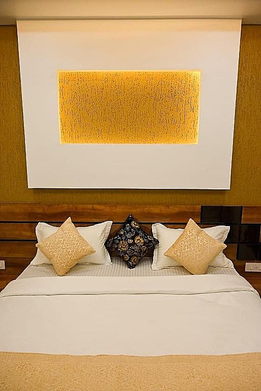 Hotel Golden Bliss Deluxe Room 3