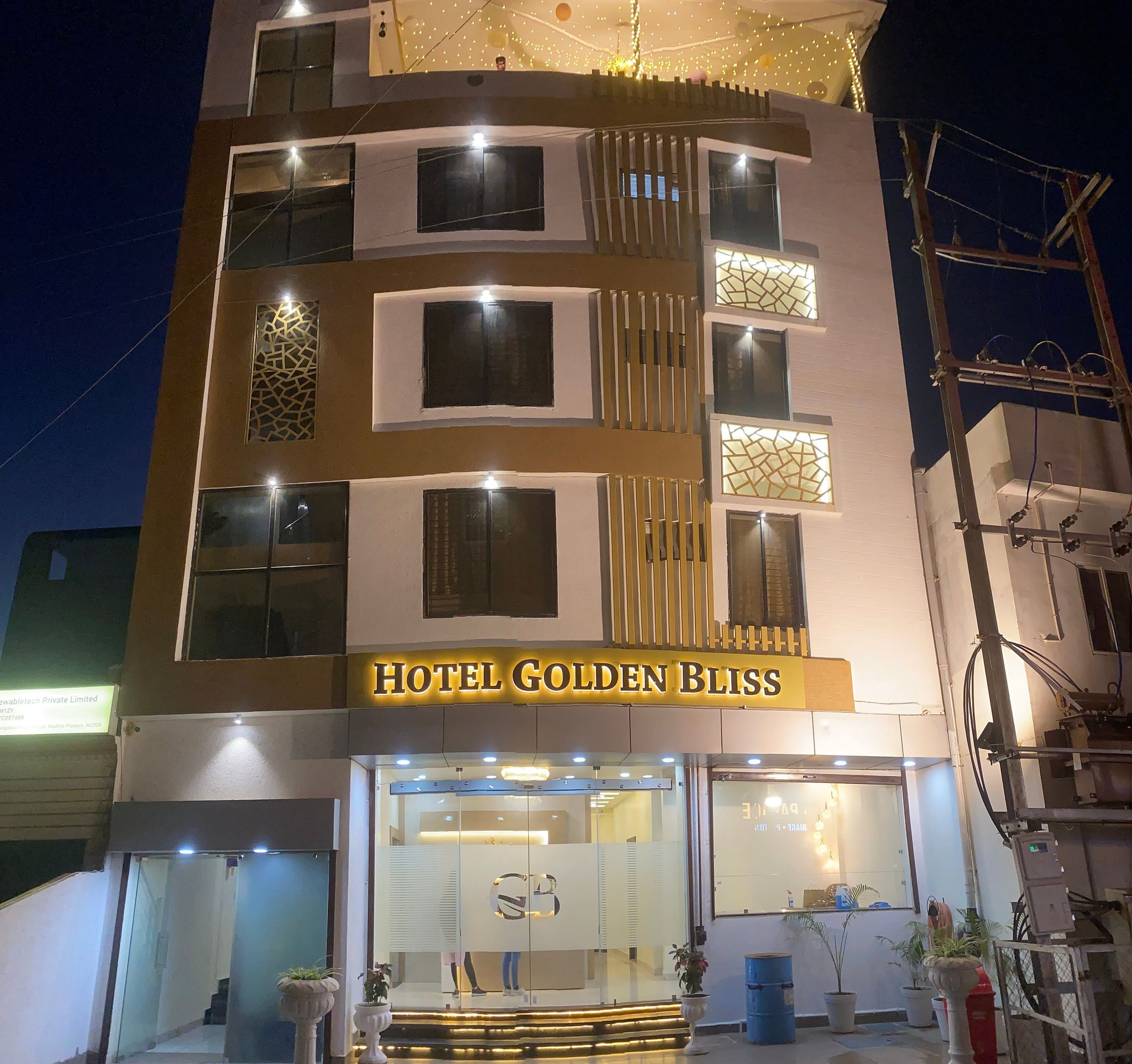 undefined Hotel Golden Bliss 6