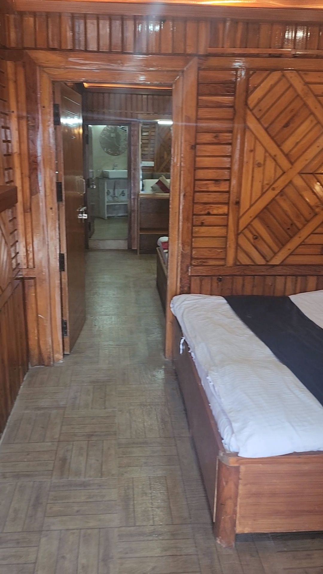 Hotel Hill View Deluxe Double Room - No View