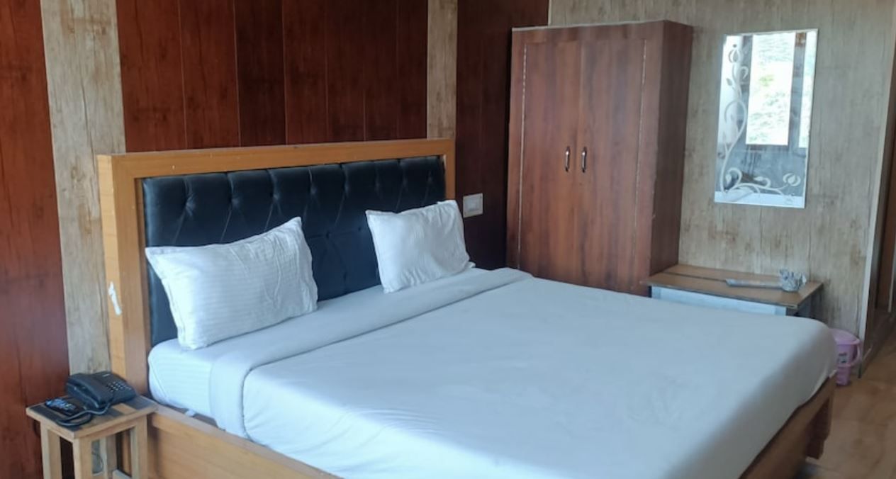 Hotel Himalaya View Deluxe Room 2