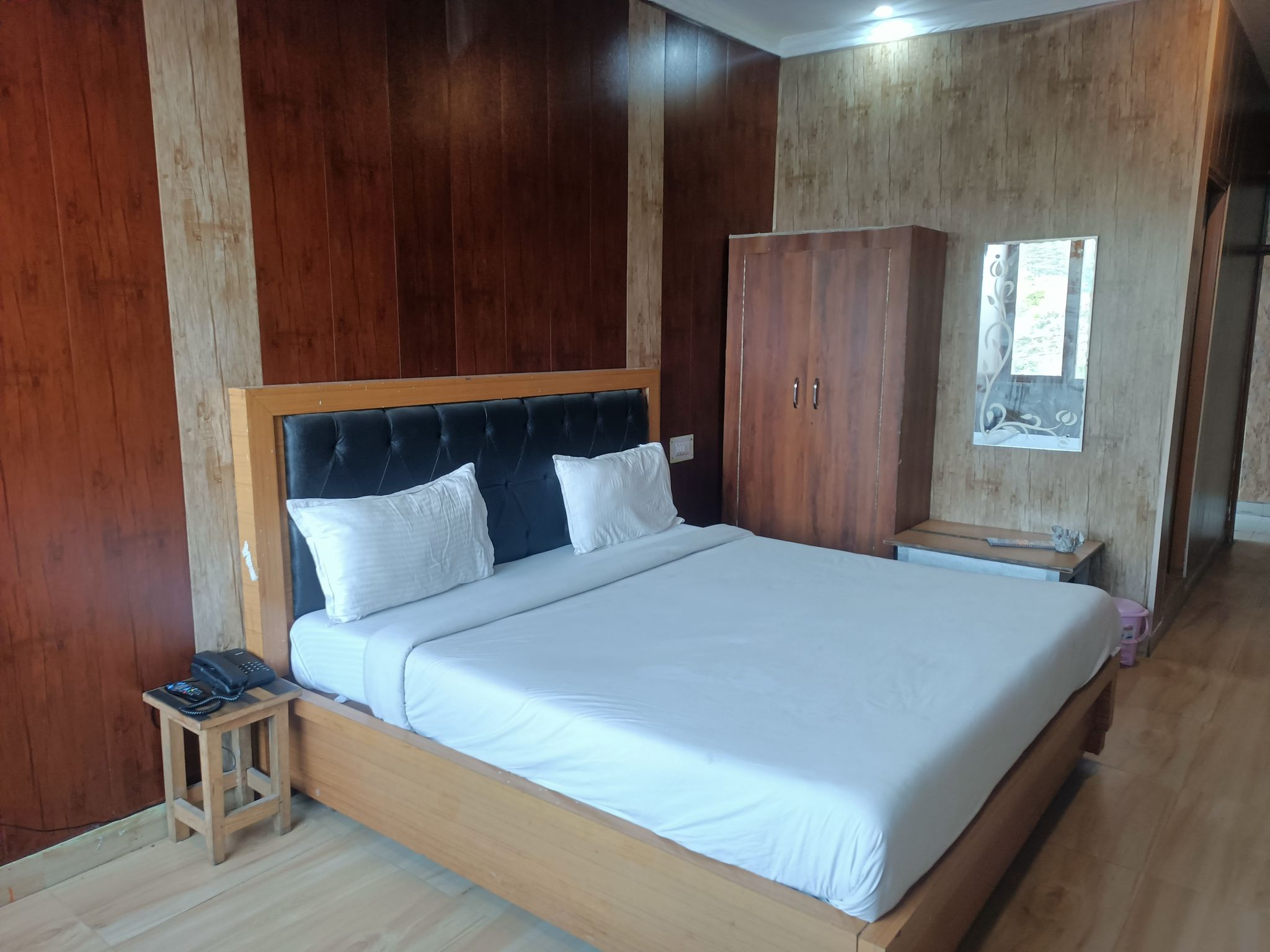 Hotel Himalaya View Deluxe Room 4