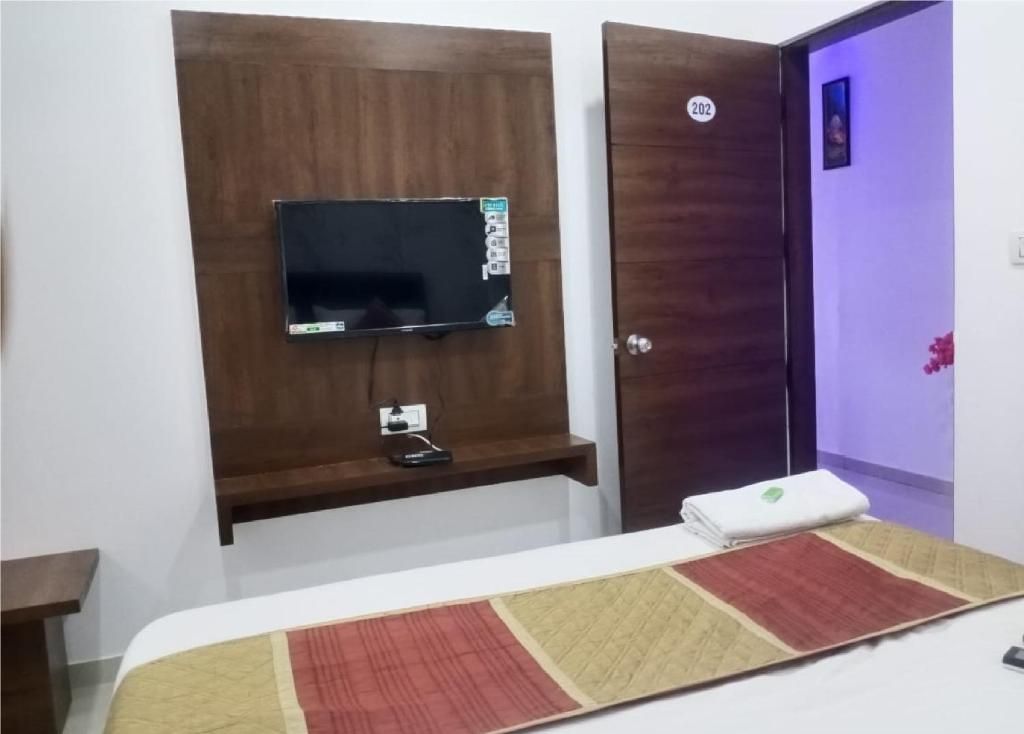 Hotel Laxmi Palace Deluxe AC  Room 15