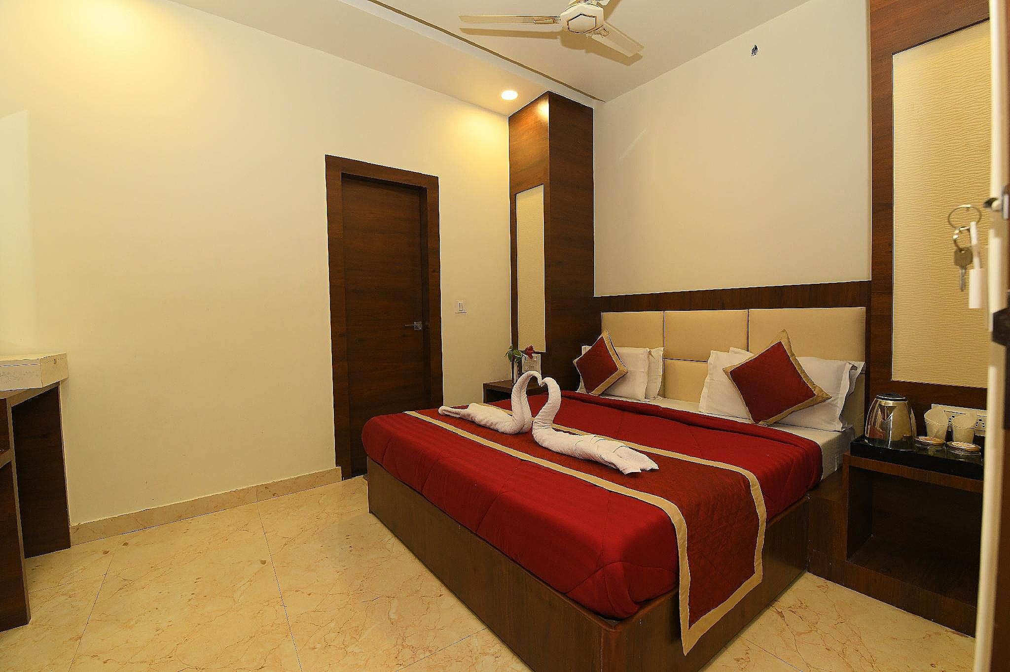 Hotel LD Prime Deluxe Room 2