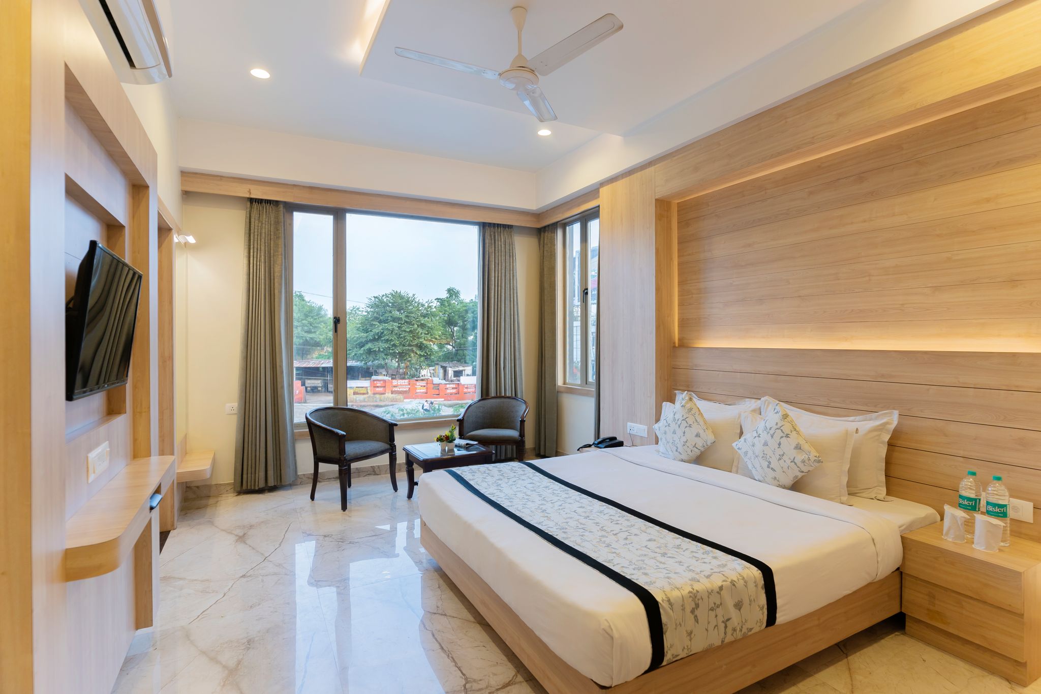 undefined Hotel Lilicham 5