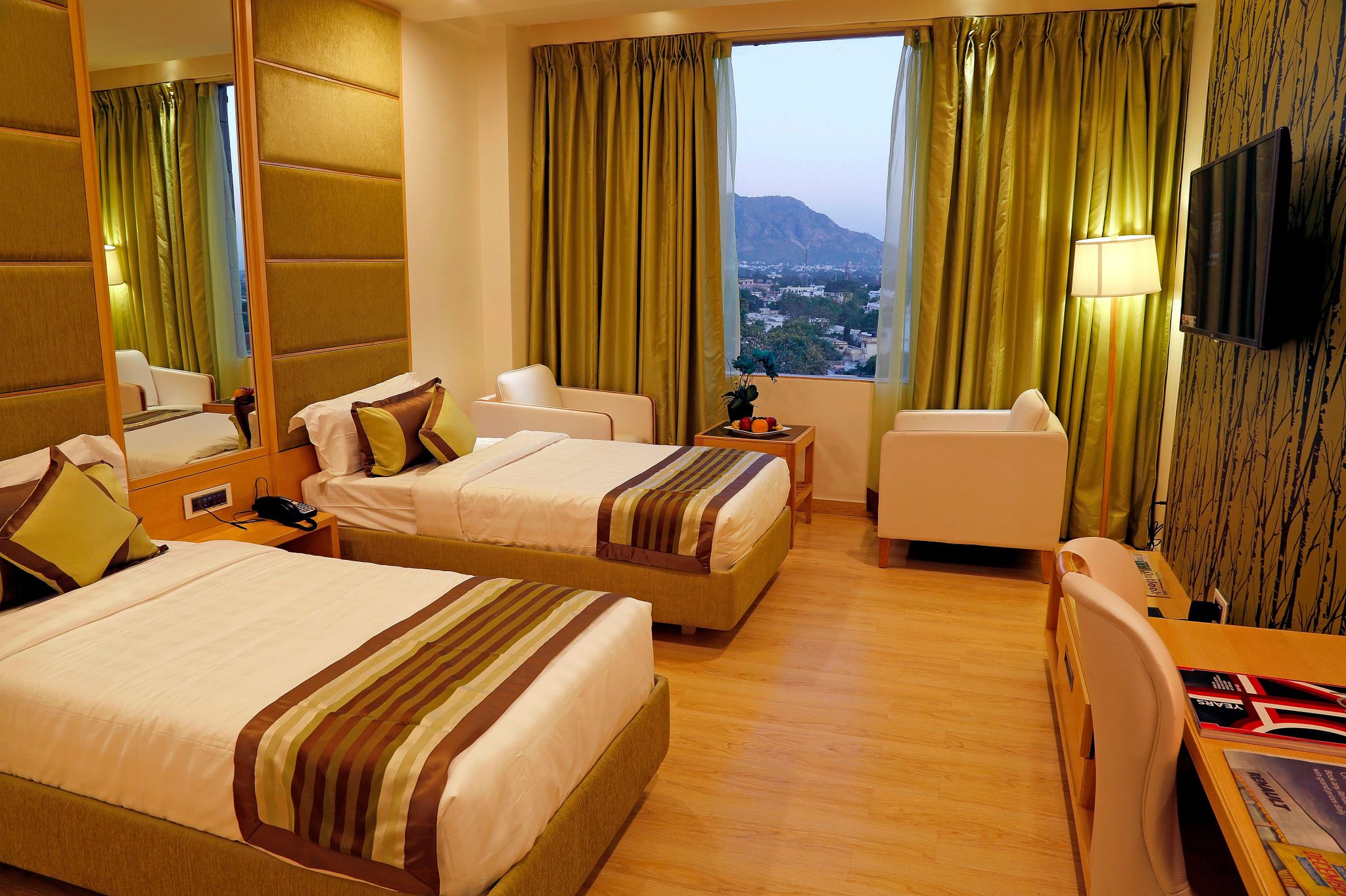 Hotel LN Courtyard Deluxe Double or Twin Room(Non Smoking) 4