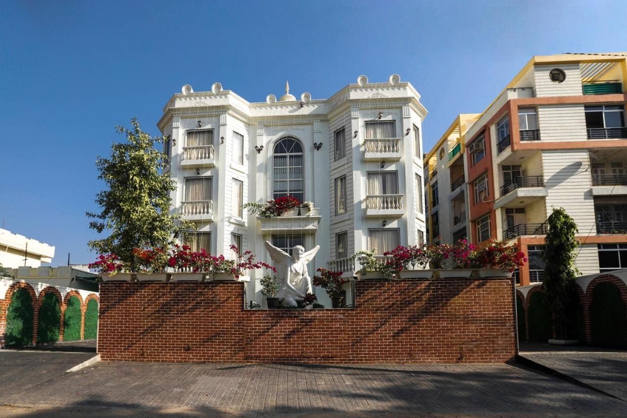 undefined Hotel Magenta 7