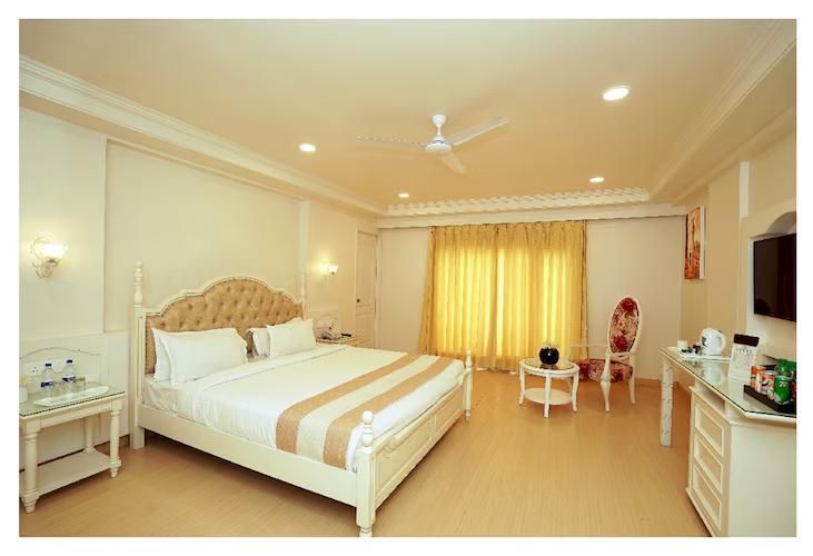 undefined Hotel Magenta 5