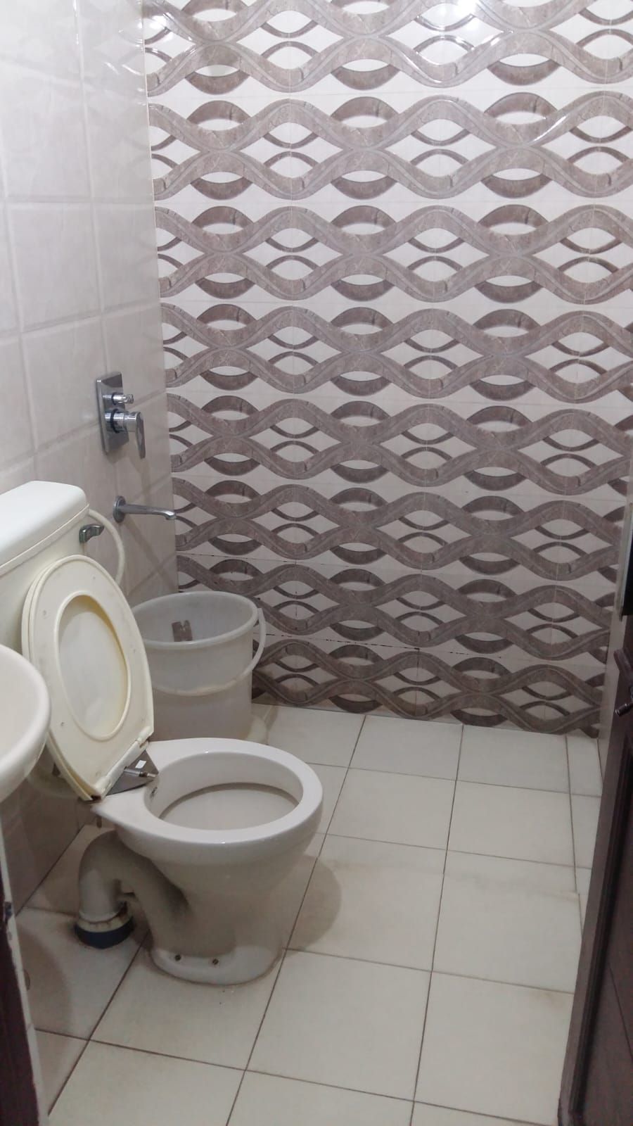 Hotel Maharaja Deluxe NoN AC Rooms 4