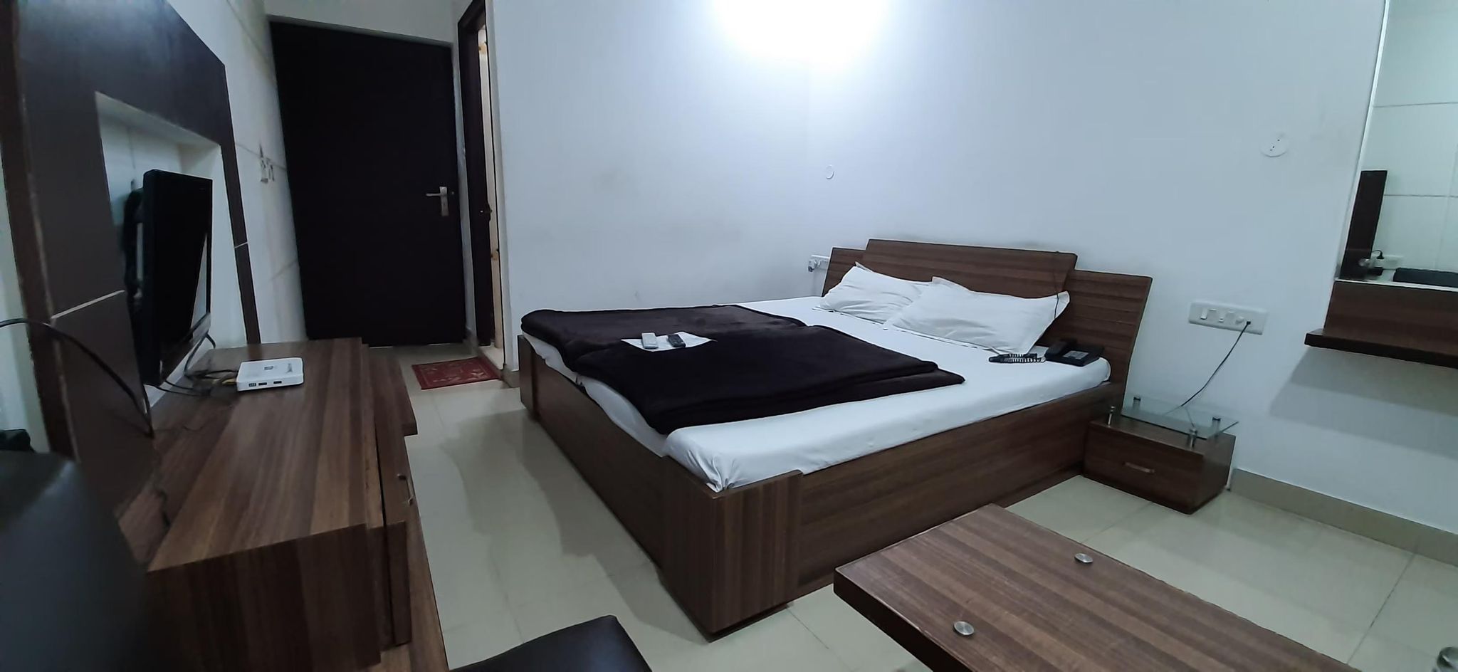 Deluxe NoN AC Rooms