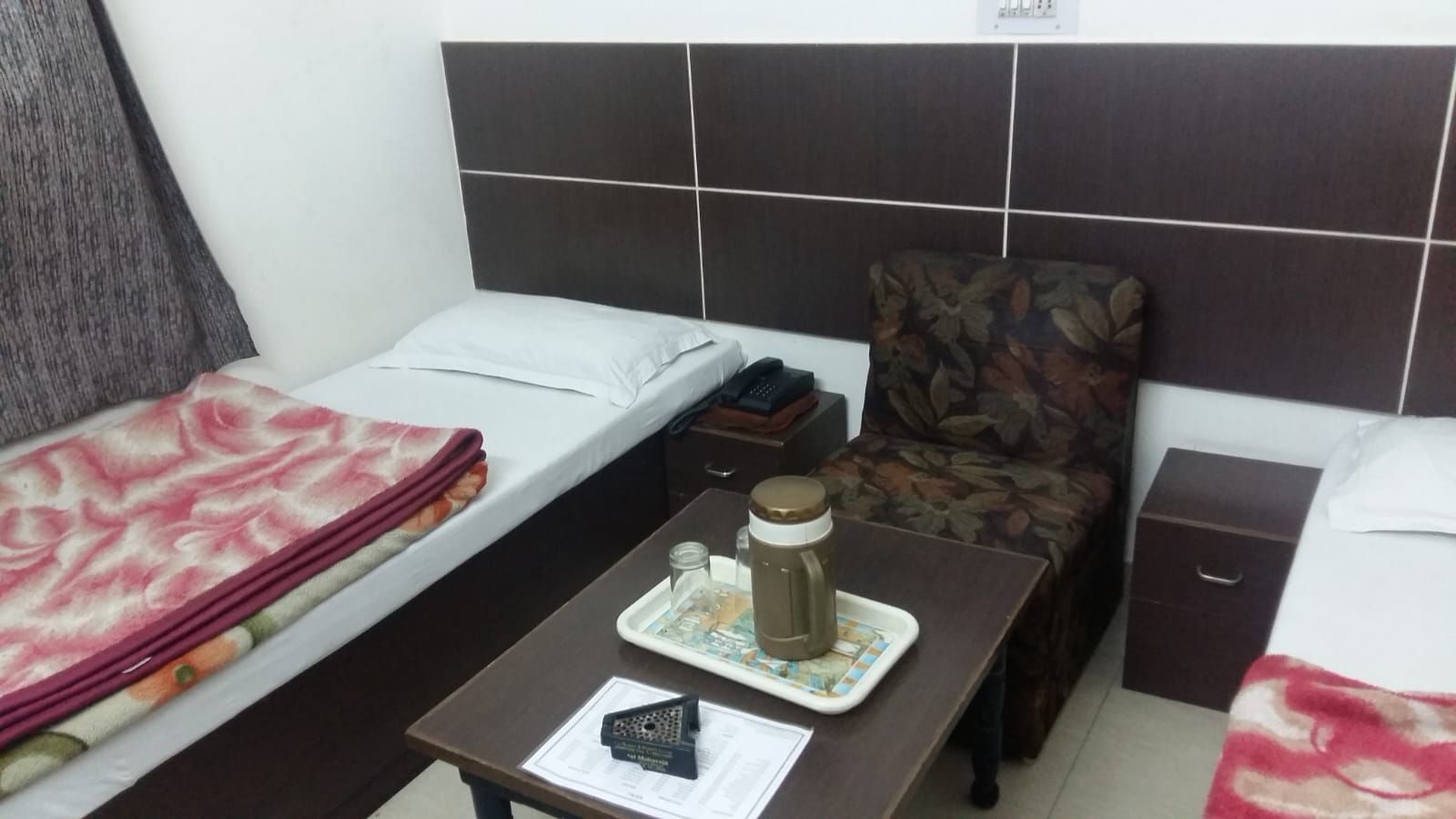 Hotel Maharaja Deluxe NoN AC Rooms 3