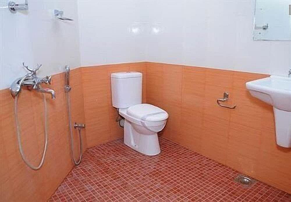 Hotel Manvin's Deluxe Non A/C Room 4