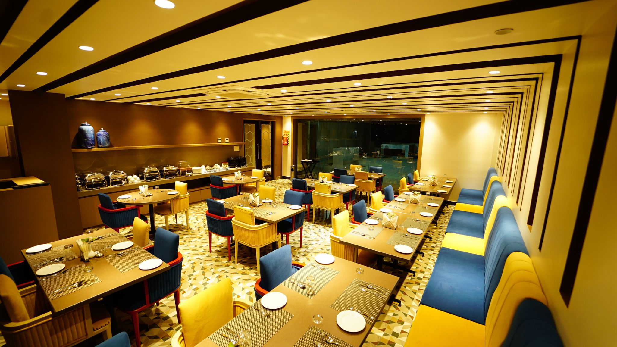 Food & Dining