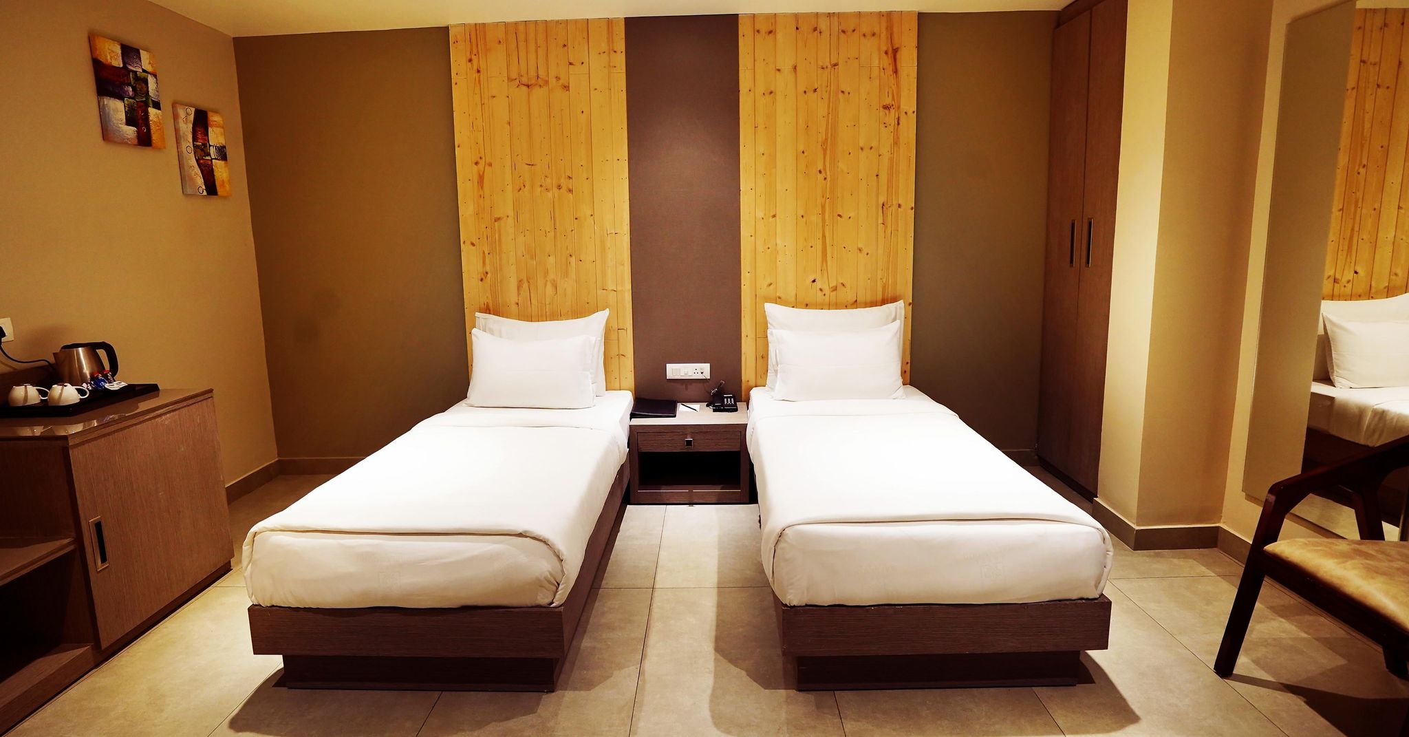 Five Elements Hotels Maplewood Premier Haldwani Premium  Twin Room