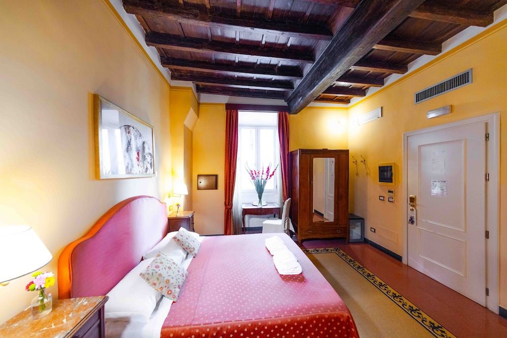 Casa de' Fiori Biscione Quadruple Room 17