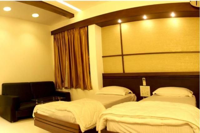 Hotel Marigold Vadodara Superior Double Room