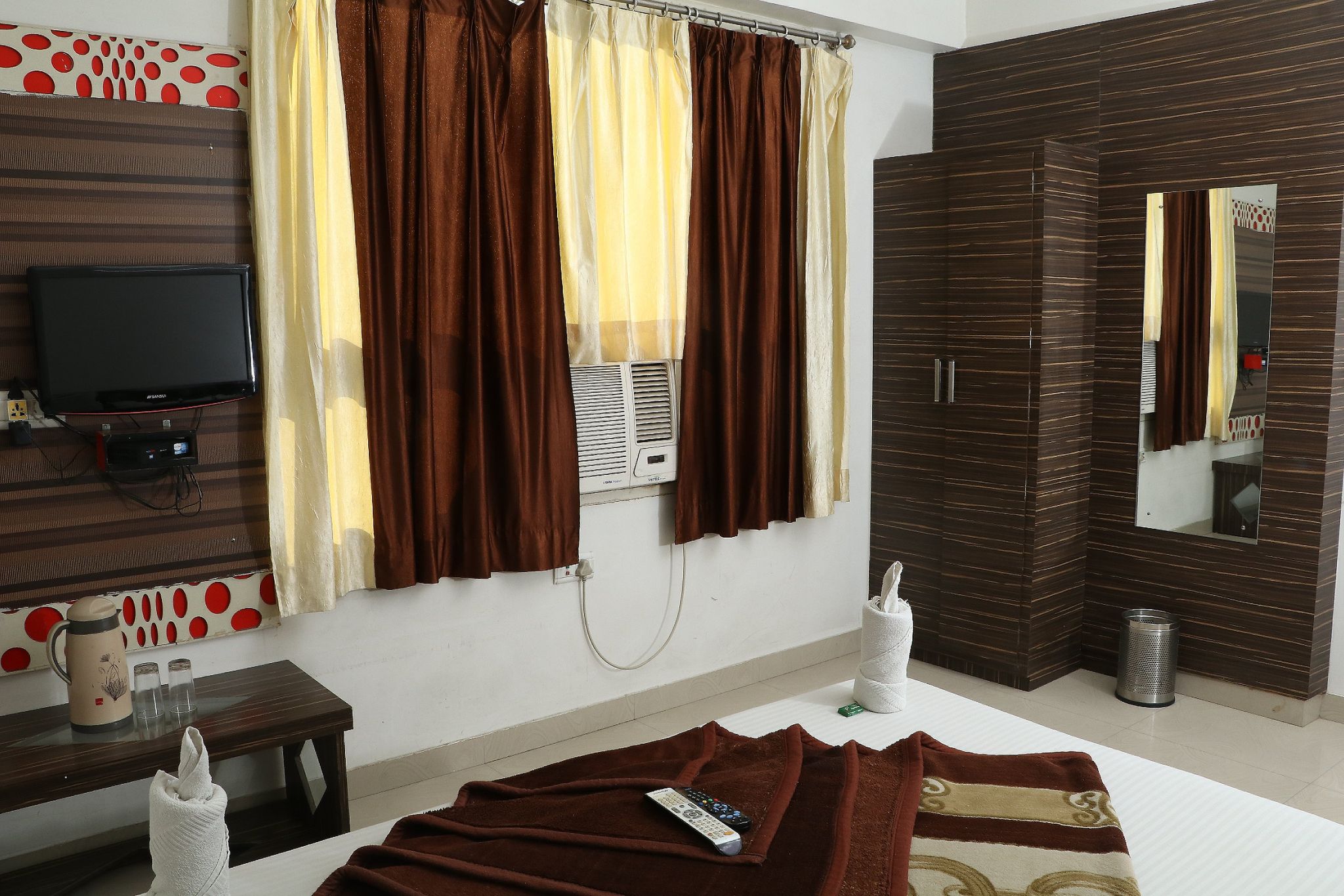 Hotel Metro Jaipur Super Deluxe Room 7