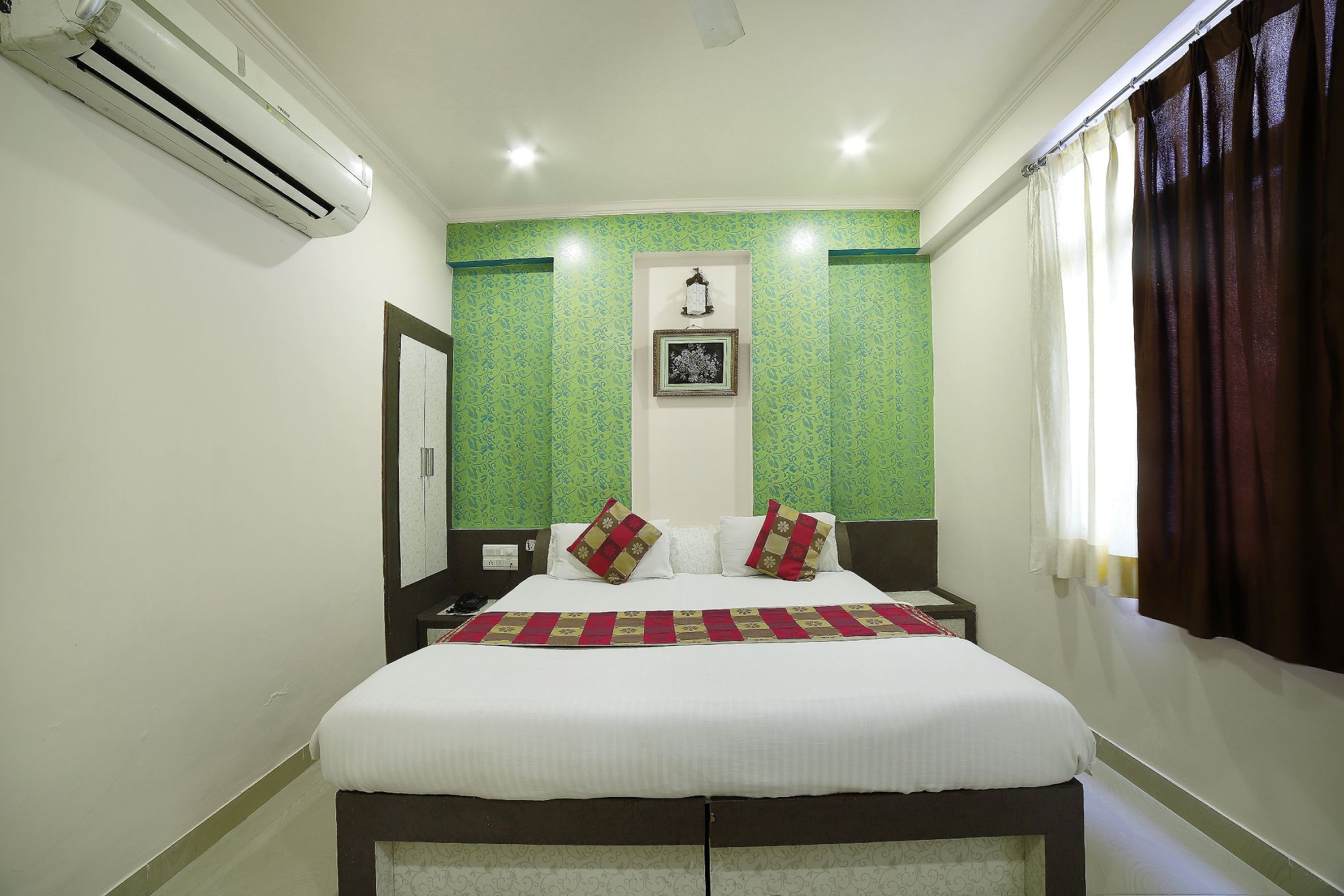 Hotel Metro Jaipur Super Deluxe Room 10
