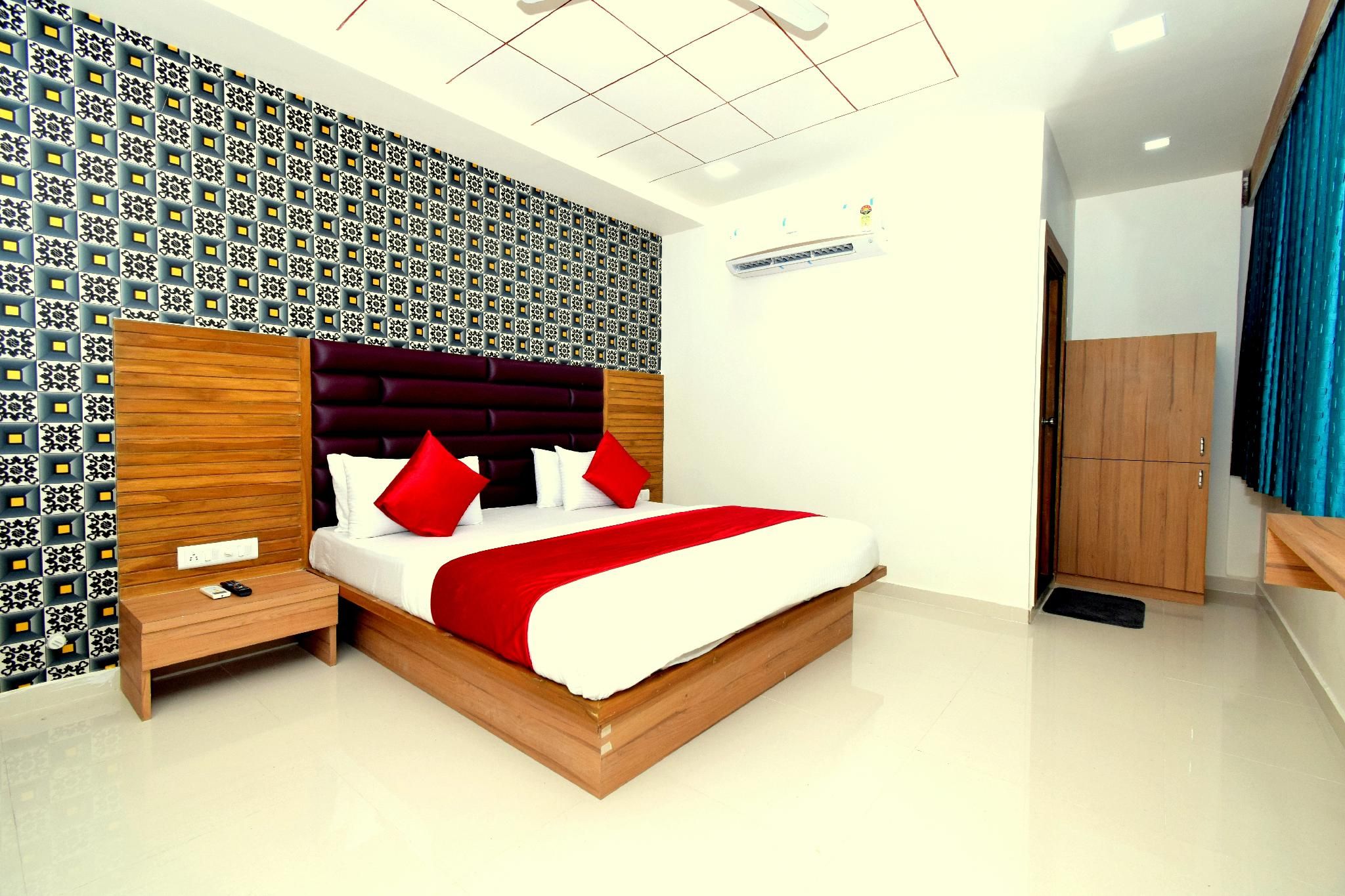 Hotel Millennium Double Room