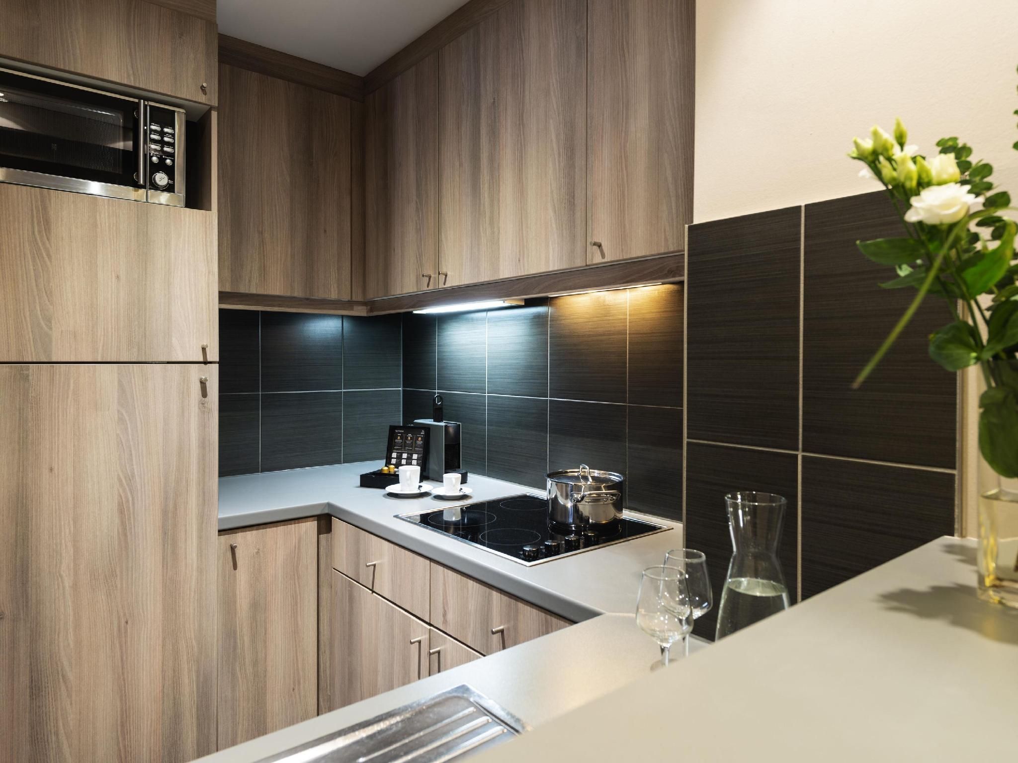 Apartment (4 Adults)