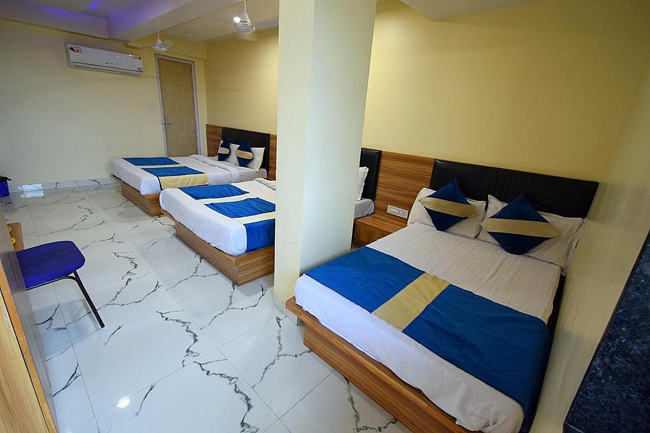 undefined Hotel New Pathik 8