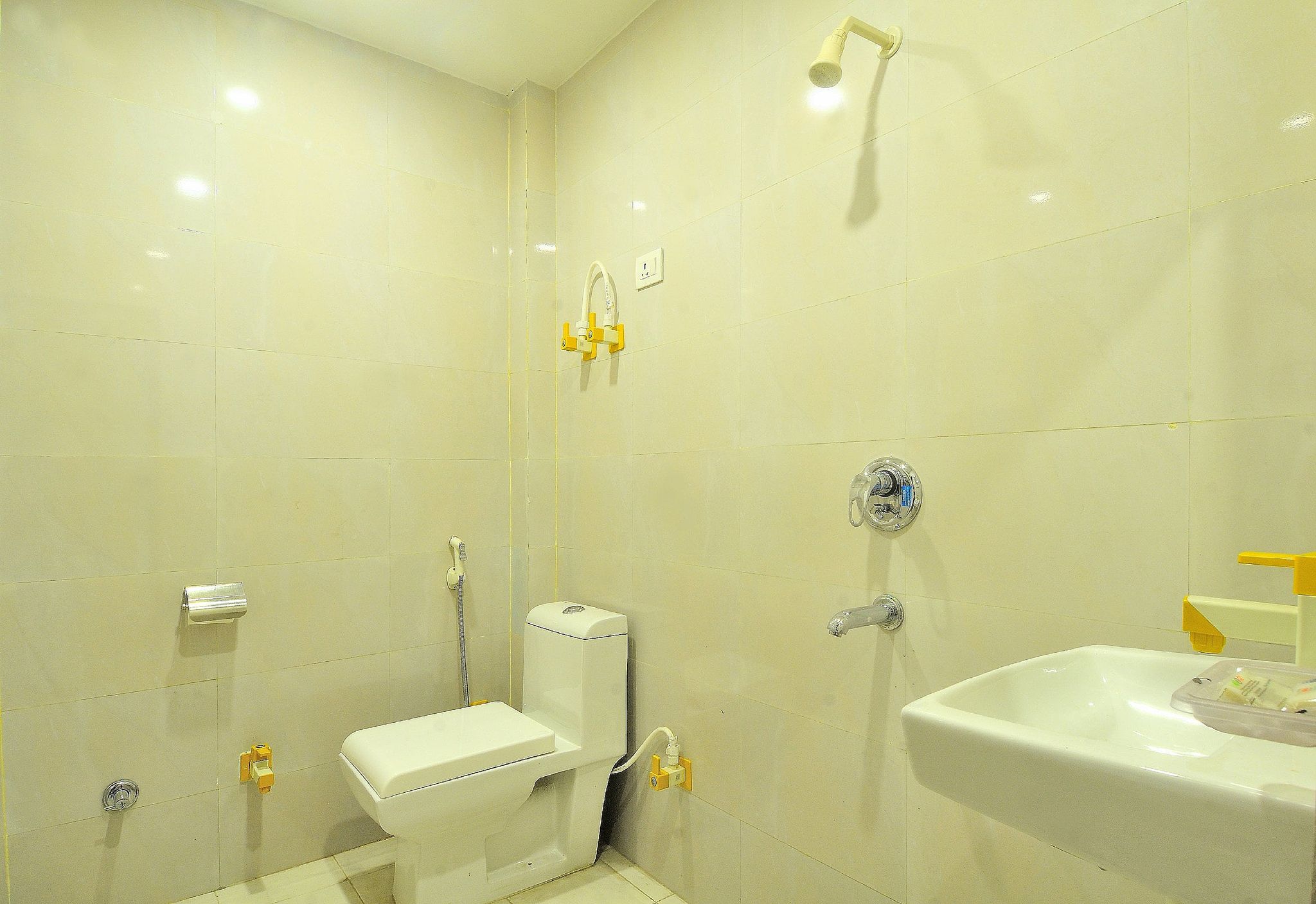 Hotel Noida Continental Double Room 5