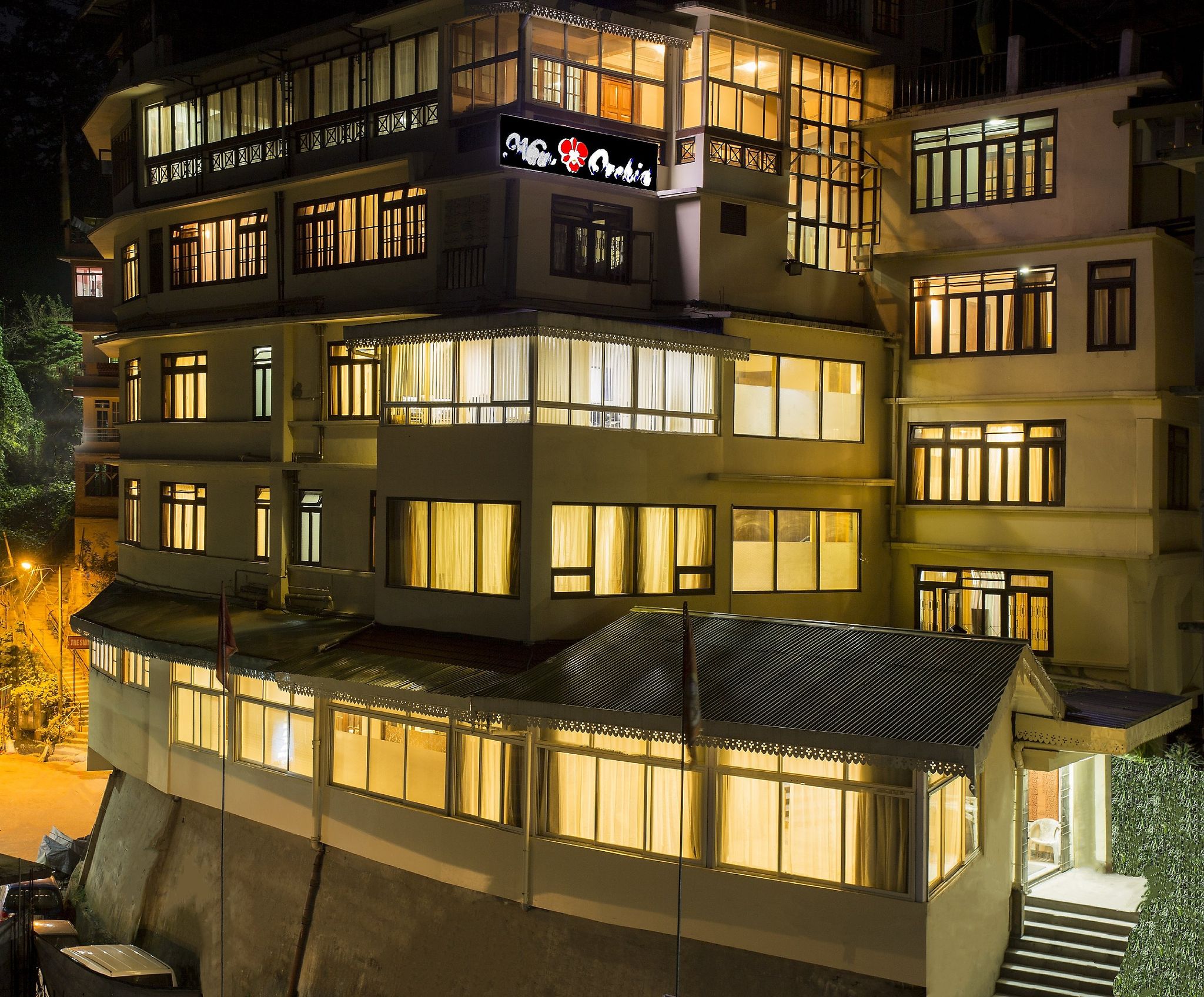 Hotel Orchid and spa 