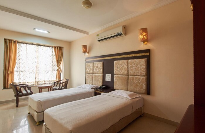 ORIENT EXECUTIVE ROOM TWIN BED