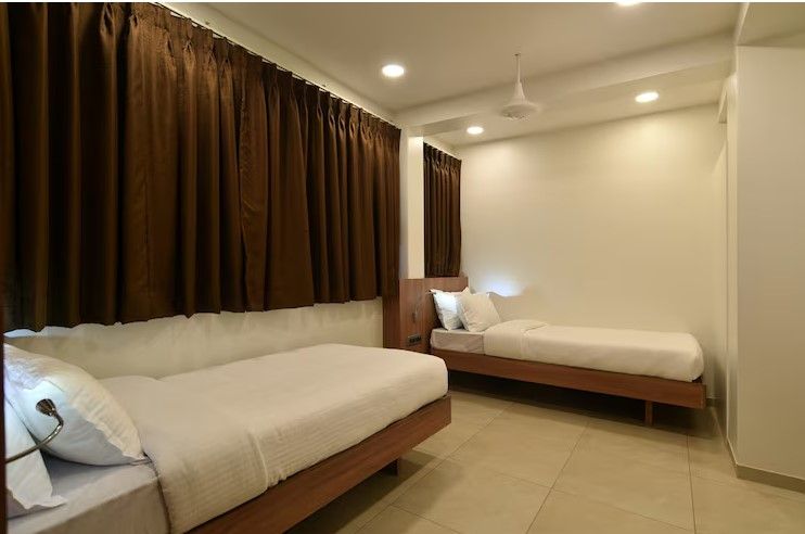 Hotel Panchavati Yatri 5 Bed Deluxe Room 6
