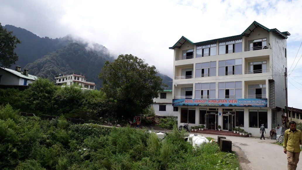 Hotel Pangot Himalayan View