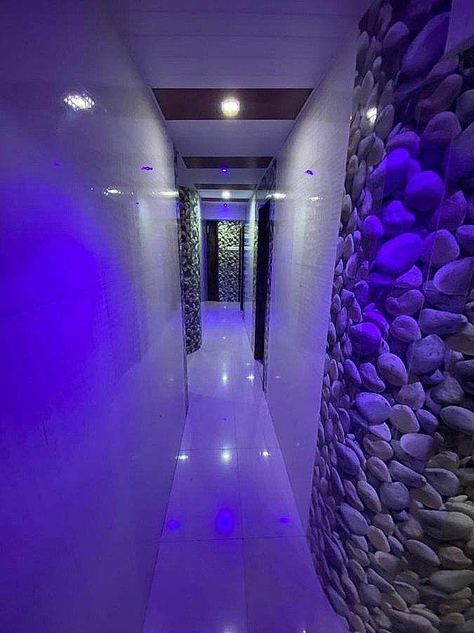 undefined Paris Residency Next to Dadar Railway Station 5