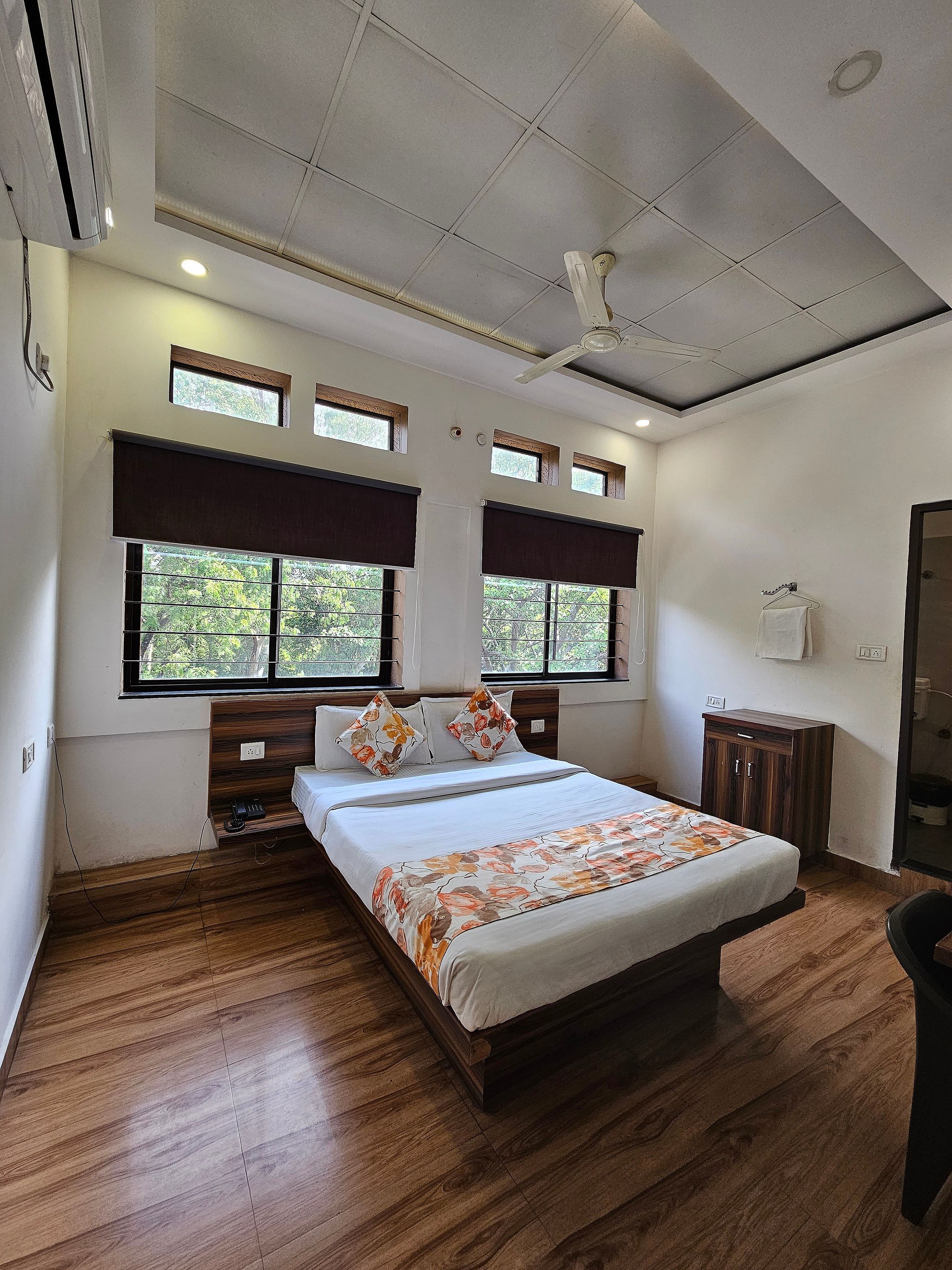 Hotel ParkView Deluxe Double Room 12