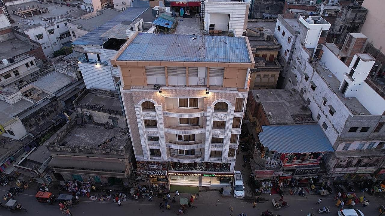 undefined Hotel Pearl Courtyard 7
