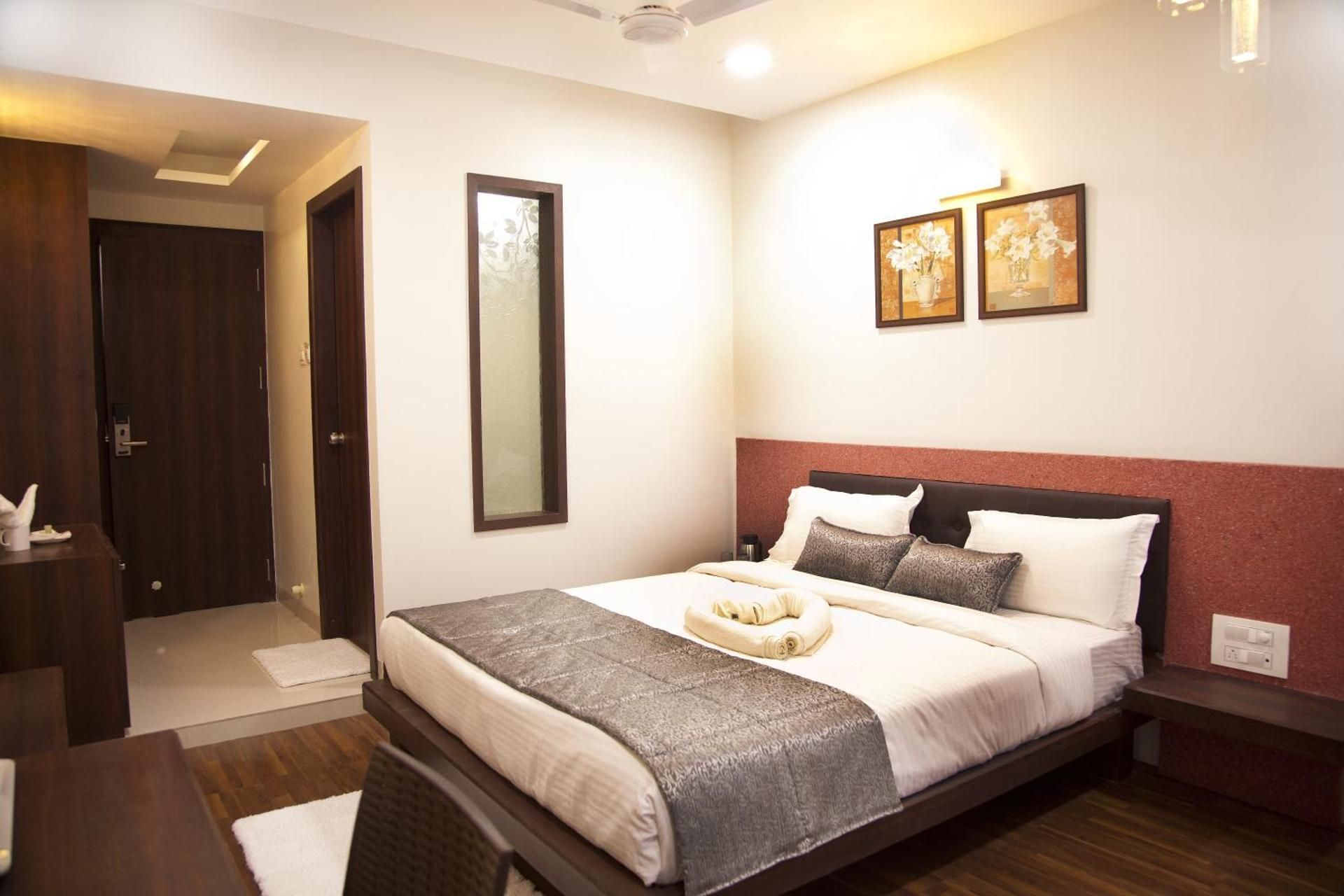 Deluxe Double or Twin Room