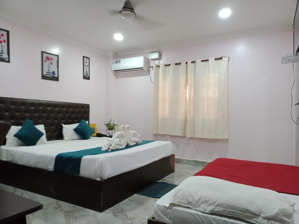 undefined Hotel Pigeons Nest 5