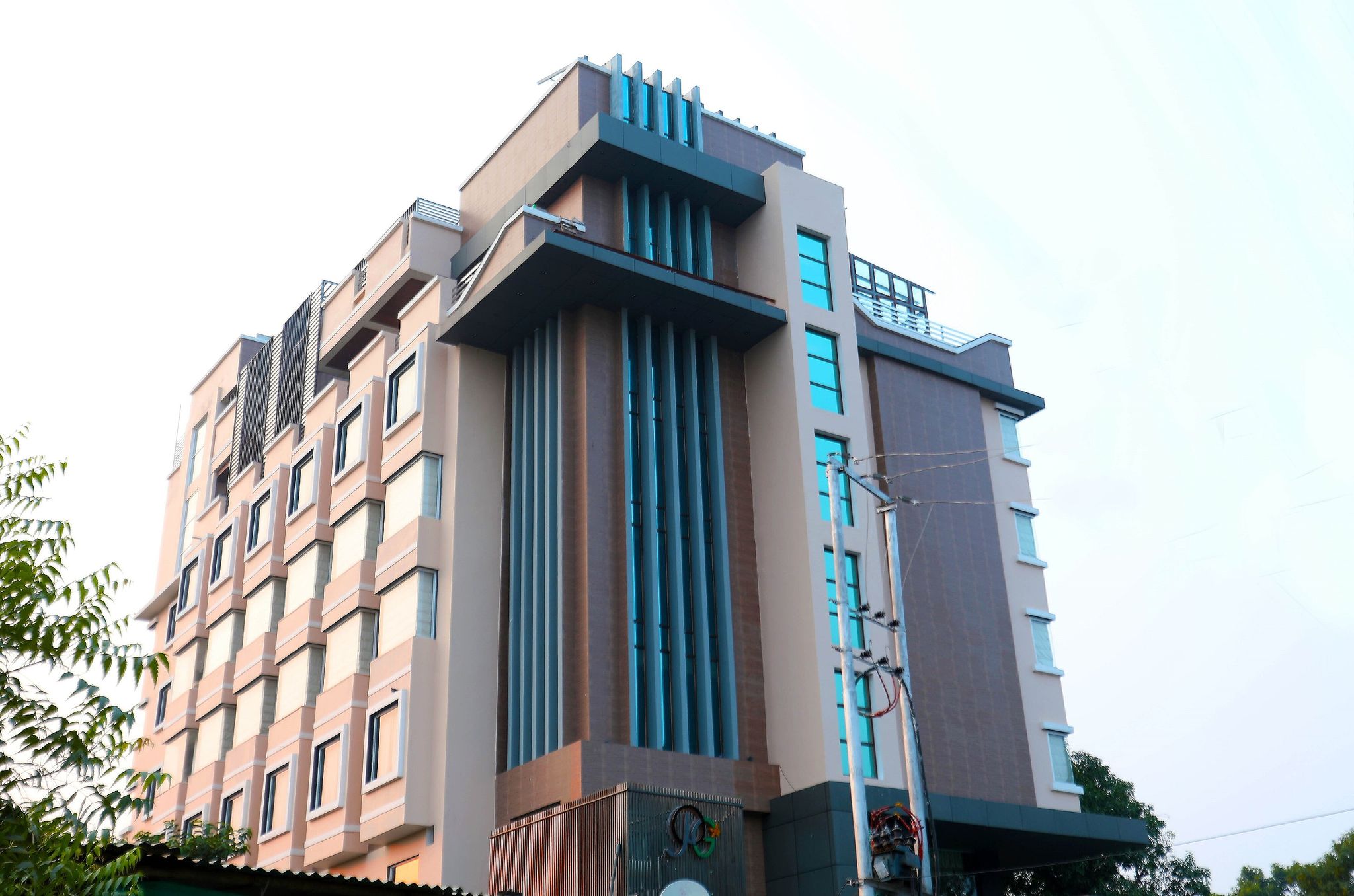 undefined Hotel Pinnacle Gate 6