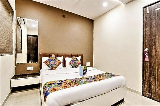 FabHotel Pratiksha Deluxe Room 2