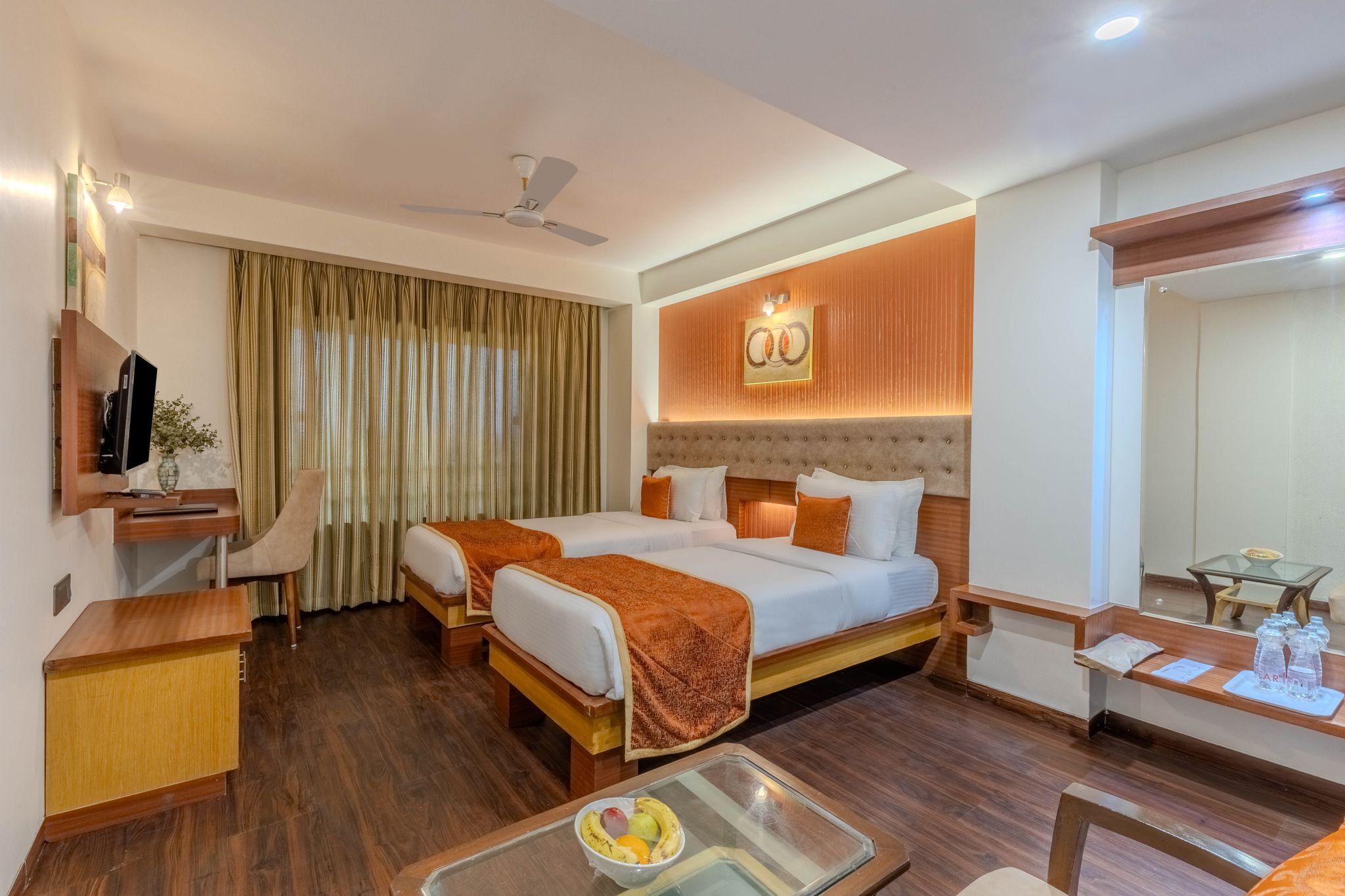 Hotel President, Vadodara Deluxe Room 5